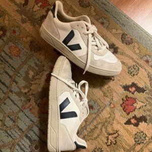 Veja V-10 B-MESH WHITE NAUTICO
